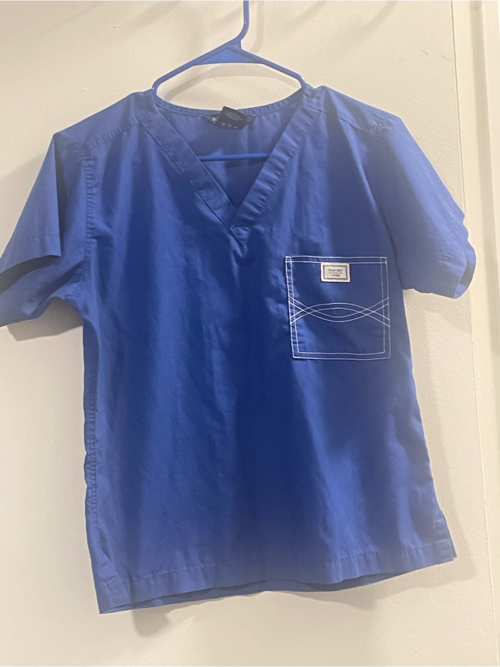 Blue Sky Royal Blue women’s size XS V-Neck Short Sleeve Pocket Scrub Top
